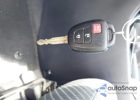 2019 Toyota Highlander Le from USA, damaged, VIN 5TDZARFH1KS060262